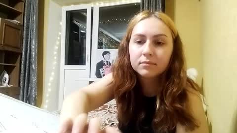 Anna online show from December 19, 5:09 pm