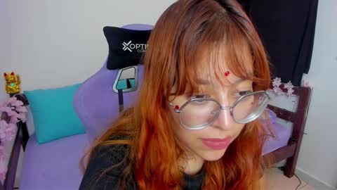 gigimooon online show from October 30, 1:40 am