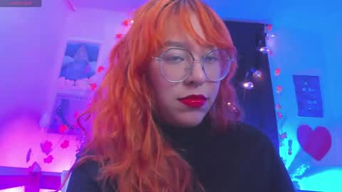 gigimooon online show from May 3, 3:23 am