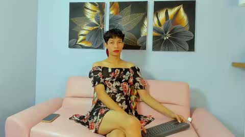 gigy___ online show from October 17, 12:41 pm