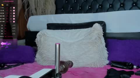 pamela online show from December 29, 5:31 am