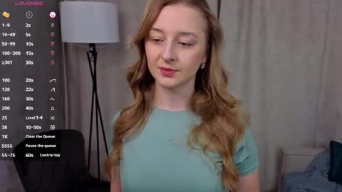 Luna online show from February 12, 2:01 pm