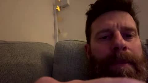 Snapshot of gilbertinio chatting on February 4, 10:47 pm Gilbert online show from February 4, 10:47 pm