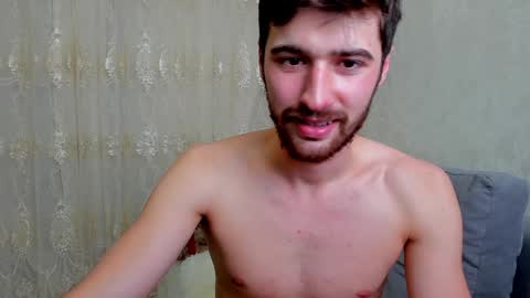 Snapshot of gilbertogonzales chatting on December 8, 7:22 pm gilbertogonzales online show from December 8, 7:22 pm