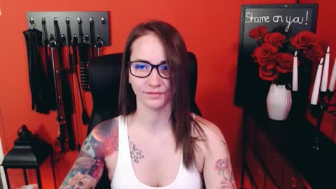 gina_hotlick online show from April 7, 4:13 am