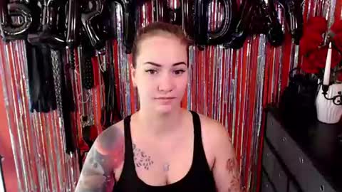 gina_hotlick online show from July 16, 8:09 am