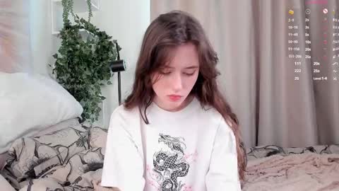 Snapshot of gina_vicious chatting on February 22, 6:17 am Gina online show from February 22, 6:17 am