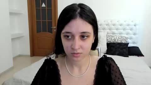 Snapshot of ginablum chatting on September 13, 8:03 am Kate online show from September 13, 8:03 am