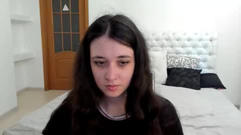 Snapshot of ginablum chatting on September 16, 9:54 am Kate online show from September 16, 9:54 am