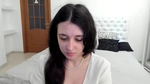 Snapshot of ginablum chatting on September 17, 9:11 am Kate online show from September 17, 9:11 am