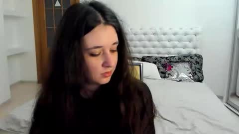 Snapshot of ginablum chatting on October 18, 8:48 am Kate online show from October 18, 8:48 am