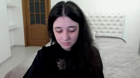 Snapshot of ginablum chatting on November 28, 9:01 am Kate online show from November 28, 9:01 am