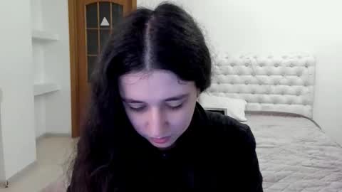 Snapshot of ginablum chatting on November 30, 8:40 am Kate online show from November 30, 8:40 am