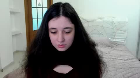 Snapshot of ginablum chatting on January 8, 9:11 am Kate online show from January 8, 9:11 am