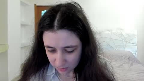 Snapshot of ginablum chatting on February 1, 9:52 am Kate online show from February 1, 9:52 am