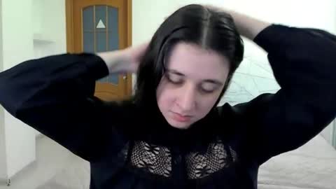 Snapshot of ginablum chatting on February 9, 9:35 am Kate online show from February 9, 9:35 am