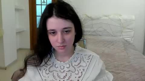 Snapshot of ginablum chatting on February 15, 9:30 am Kate online show from February 15, 9:30 am