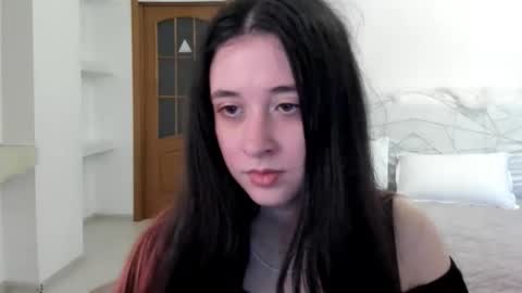 Kate online show from June 1, 9:44 am