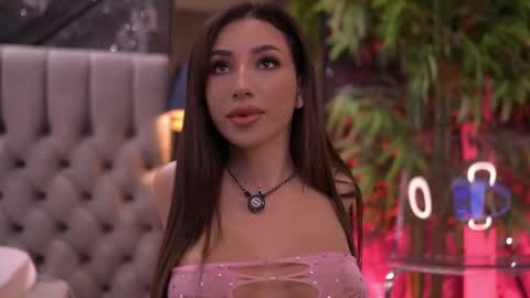 Gina online show from May 25, 8:15 pm