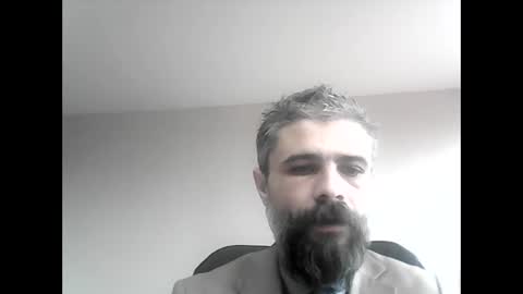 Snapshot of gindrie chatting on December 9, 10:11 am Gabriel online show from December 9, 10:11 am