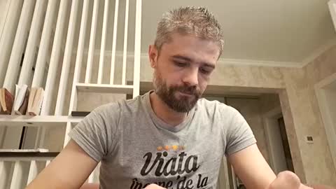 Snapshot of gindrie chatting on January 5, 1:04 pm Gabriel online show from January 5, 1:04 pm