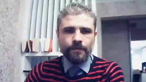 Snapshot of gindrie chatting on January 23, 11:15 am Gabriel online show from January 23, 11:15 am