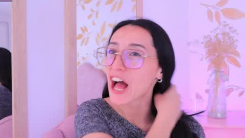 Snapshot of ginevra_esposito chatting on September 26, 1:15 pm Ginn online show from September 26, 1:15 pm
