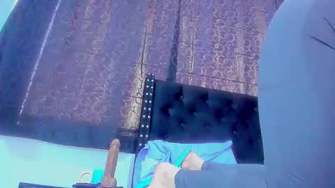 Snapshot of ginger_amarett chatting on November 19, 5:02 pm Miss online show from November 19, 5:02 pm