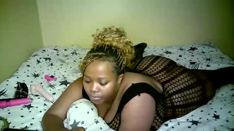 Snapshot of ginger_babes1 chatting on May 7, 1:49 pm ginger_babes1 online show from May 7, 1:49 pm