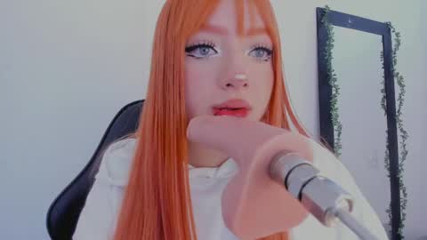 Snapshot of ginger_raize chatting on May 1, 3:33 am Kloe online show from May 1, 3:33 am