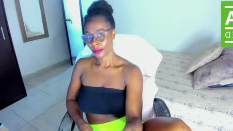 Snapshot of ginger_smil chatting on April 17, 12:41 pm Diana online show from April 17, 12:41 pm