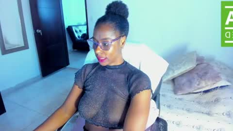 Snapshot of ginger_smil chatting on April 20, 12:52 pm Diana online show from April 20, 12:52 pm