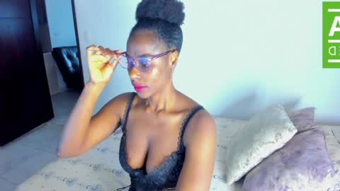 Snapshot of ginger_smil chatting on April 29, 11:47 am Diana online show from April 29, 11:47 am