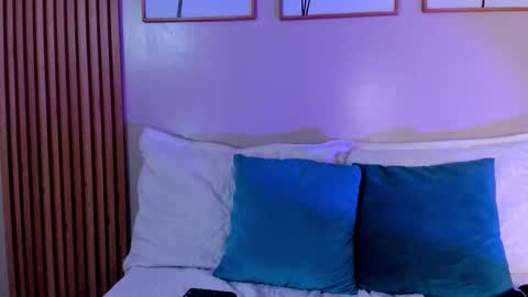        online show from March 19, 8:24 pm