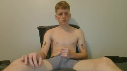 Gingerbr3ad121 online show from October 14, 3:29 am