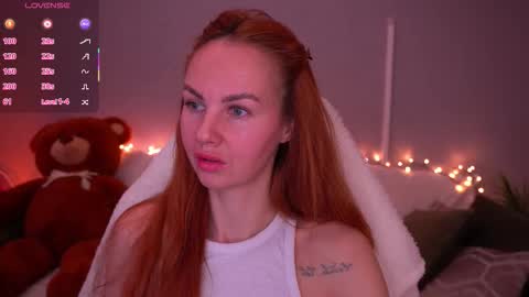 Snapshot of gingergazee chatting on March 3, 6:41 am GinegerGazee online show from March 3, 6:41 am