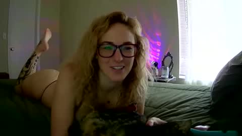 Snapshot of gingergrand chatting on March 4, 7:32 pm GingerGrand online show from March 4, 7:32 pm
