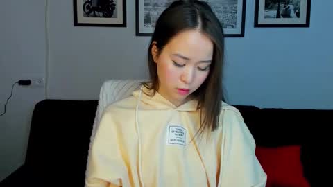 Ginny online show from February 8, 9:04 pm