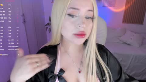 Snapshot of ginnywett chatting on January 18, 4:31 pm Kendall online show from January 18, 4:31 pm