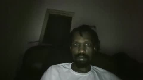 Snapshot of gino_crazy87 chatting on December 1, 3:00 am gino_crazy87 online show from December 1, 3:00 am