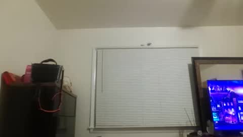 gino_crazy87 online show from June 1, 1:40 am