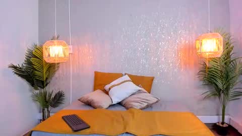 Gio Carangi online show from February 5, 2:49 am