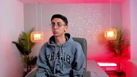 Snapshot of gio_carangi chatting on March 28, 3:28 am Gio Carangi online show from March 28, 3:28 am