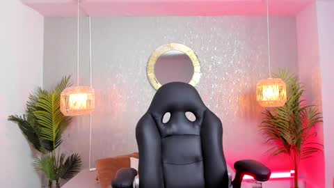 Snapshot of gio_carangi chatting on April 7, 2:56 am Gio Carangi online show from April 7, 2:56 am