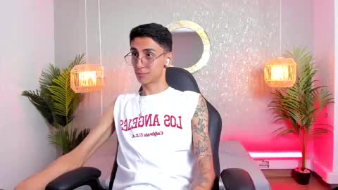 Snapshot of gio_carangi chatting on April 10, 3:12 am Gio Carangi online show from April 10, 3:12 am