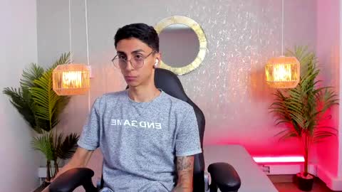 Snapshot of gio_carangi chatting on April 14, 3:01 am Gio Carangi online show from April 14, 3:01 am