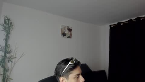 GioRusso online show from December 2, 2:09 am