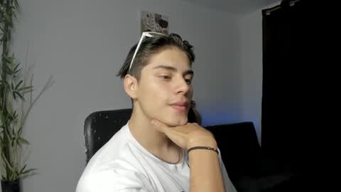 GioRusso online show from December 2, 9:28 pm