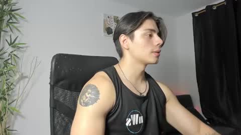 GioRusso online show from January 3, 4:44 am