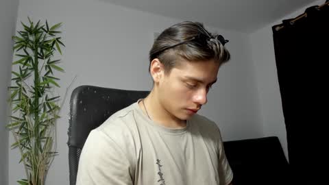 GioRusso online show from February 9, 1:11 am